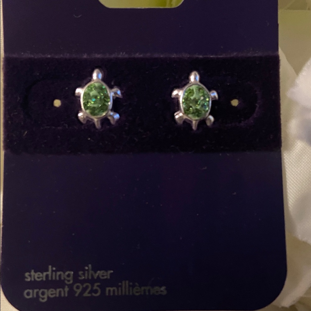 Claire's Silver Turtle Earrings with Green Stones Sterling Silver Turtle Studs - Picture 4 of 9